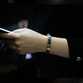 Brazalete pulsera planetario – Vista adicional – Disponible en NQLN Store Venezuela