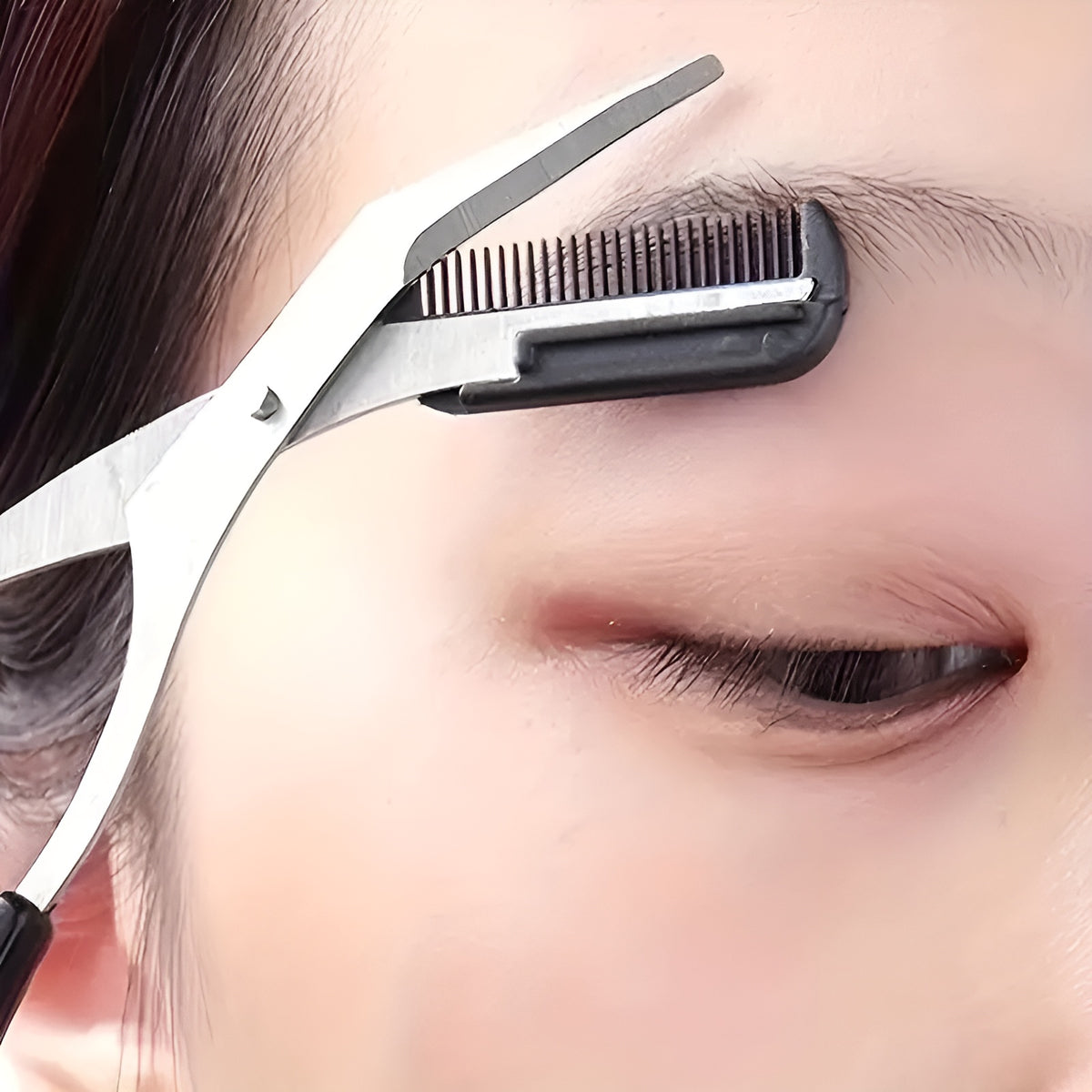 Tijeras recortadoras de cejas con peine – Tienda online NQLN Store Venezuela