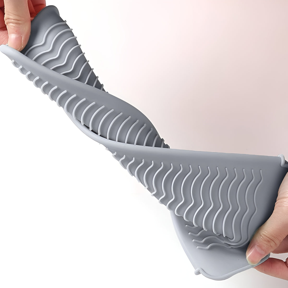 Alfombra Resistente al Calor Para Plancha de Cabello – Vista adicional – Disponible en NQLN Store Venezuela