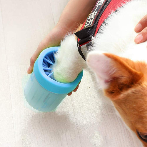 Envase para limpieza de las patas de perro