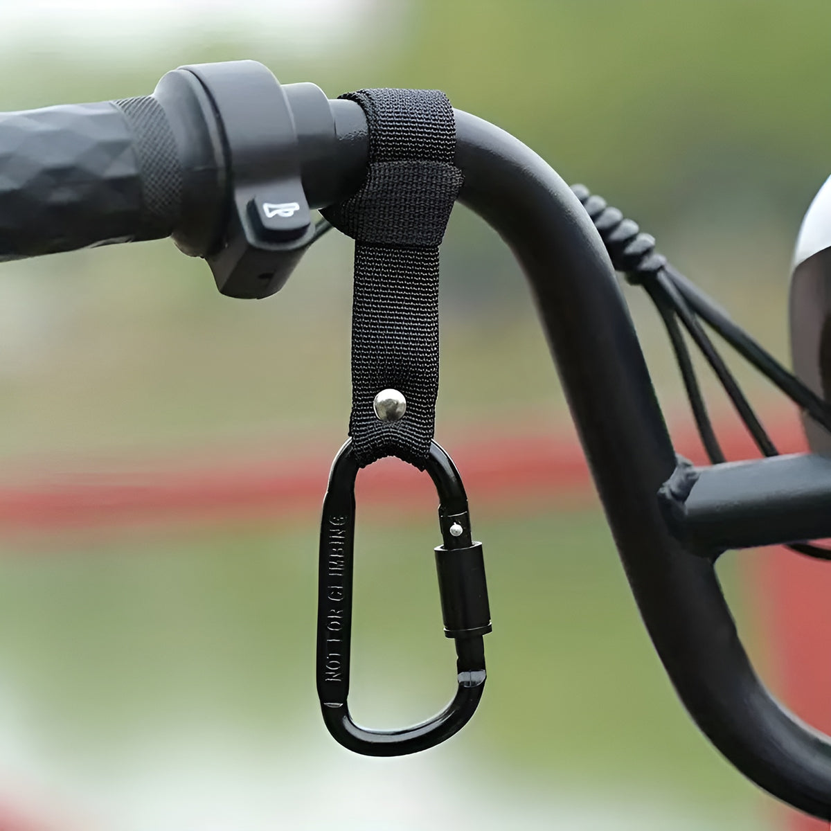 Gancho frontal universal para moto (1 unidad)