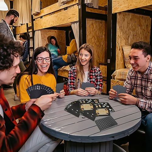 Juego de cartas negro