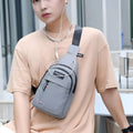 Bolso de Pecho Compacto y Resistente – Vista detalle del producto – NQLN Store