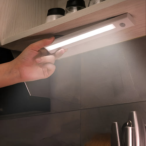 Lampara rectangular con sensor de movimiento recargable